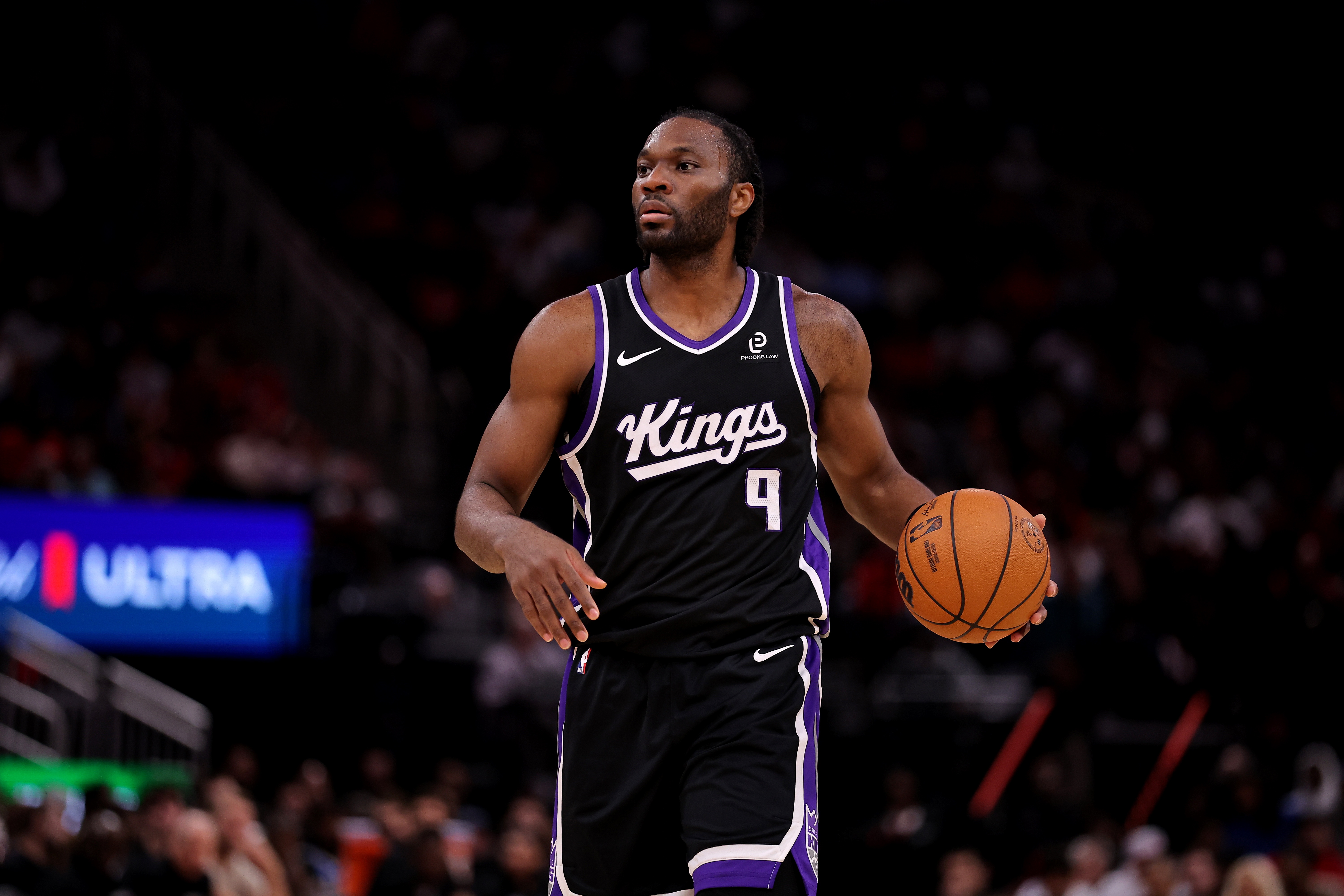 世界杯官方直播官网app下载入口-不浪费机会！阿丘瓦半场6中6高效拿下全队最高14分外加3板1助