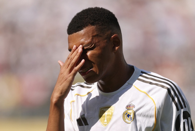 世界杯比赛在线观看入口-国王杯早早出局！姆巴佩来皇马后拿2冠丢7冠，本赛季还剩2冠可争