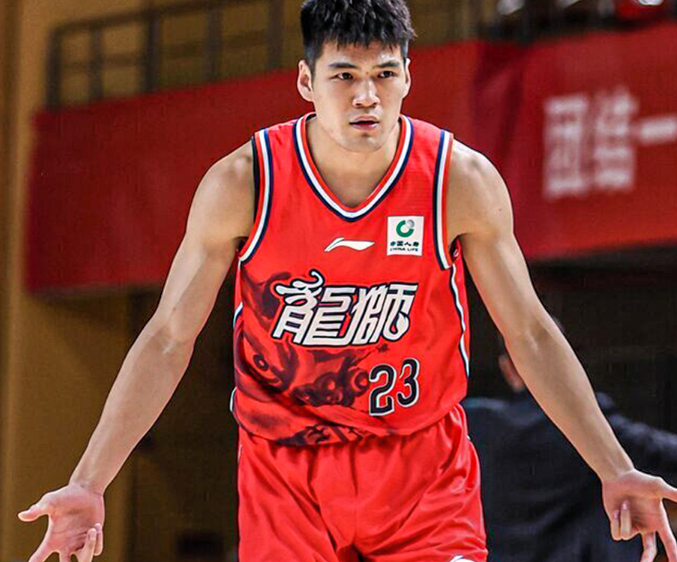 世界杯客户端下载说明-郭艾伦连14场伤停广州大胜北控 陈国豪因“回避条款”只打一节